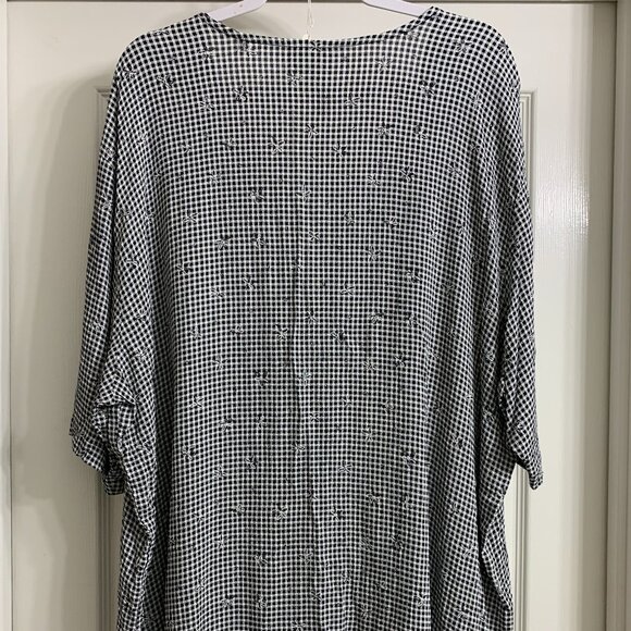 IOIO Design Women's Black and White Checkered Blouse, Size 3X - Picture 3 of 6